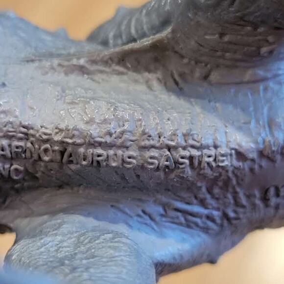 Battat Carnotaurus Dinosaur Figure Figurine Toy - Picture 8 of 15